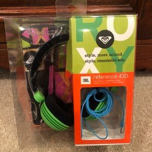 Roxy headphones. Never used in great condition.
